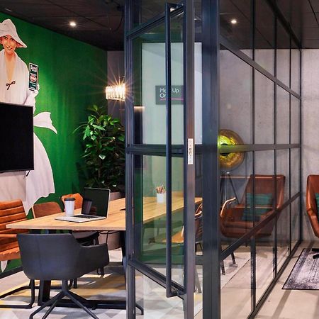 Moxy Duesseldorf South Ξενοδοχείο Εξωτερικό φωτογραφία