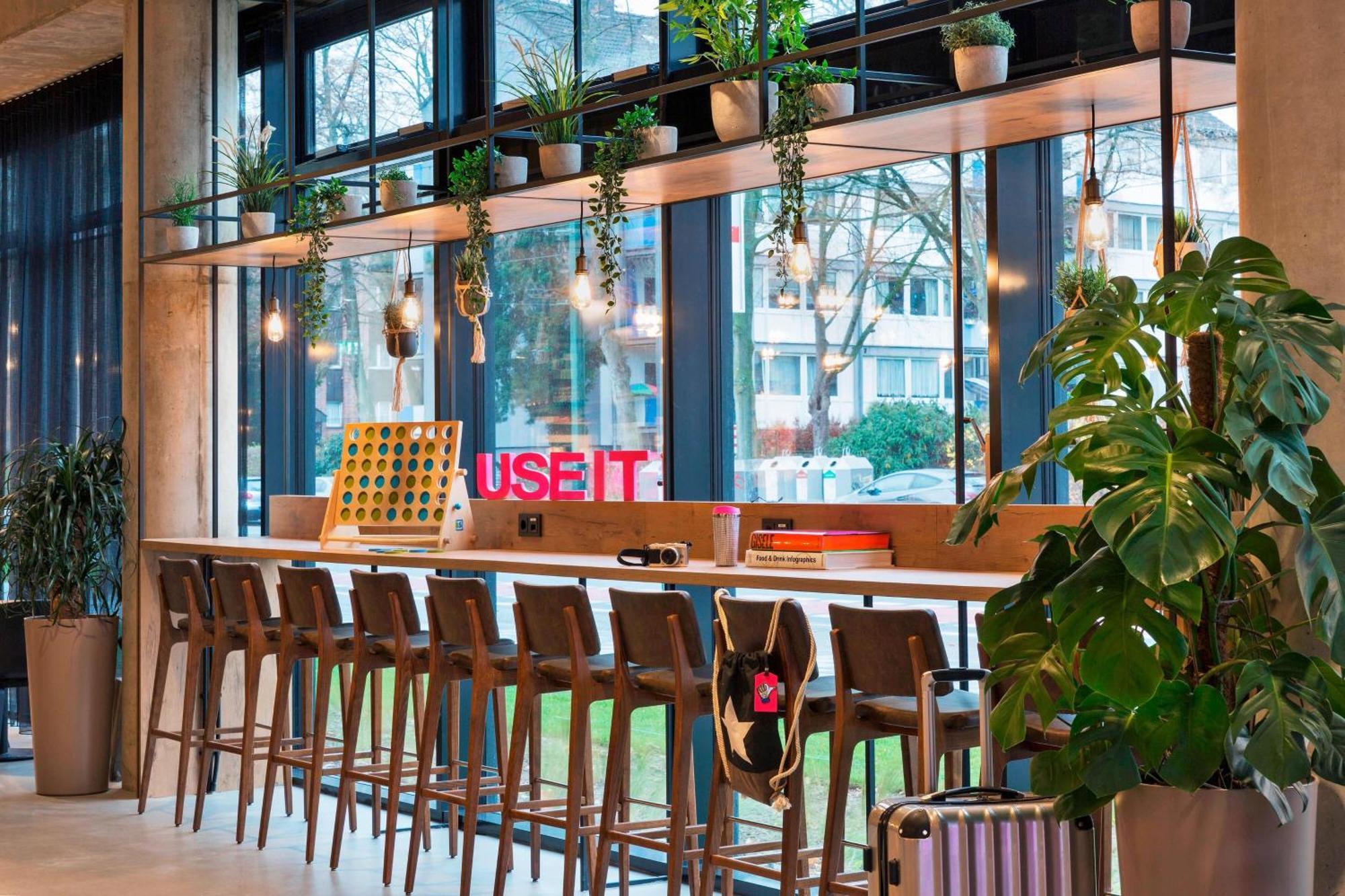 Moxy Duesseldorf South Ξενοδοχείο Εξωτερικό φωτογραφία