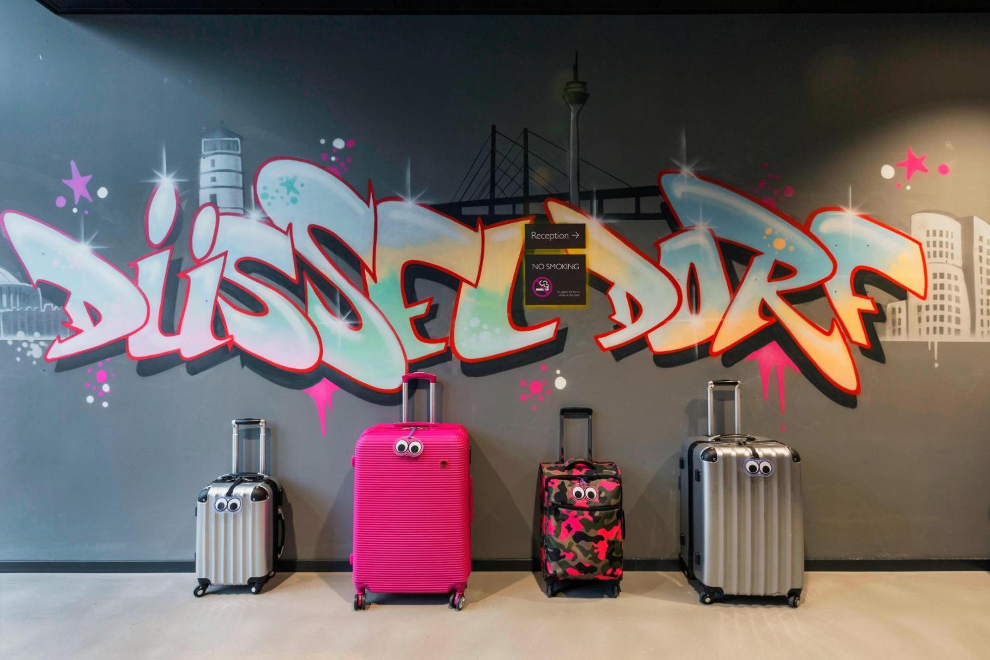 Moxy Duesseldorf South Ξενοδοχείο Εξωτερικό φωτογραφία