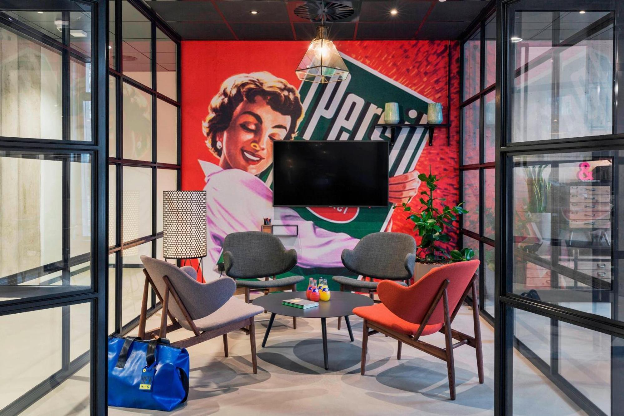 Moxy Duesseldorf South Ξενοδοχείο Εξωτερικό φωτογραφία