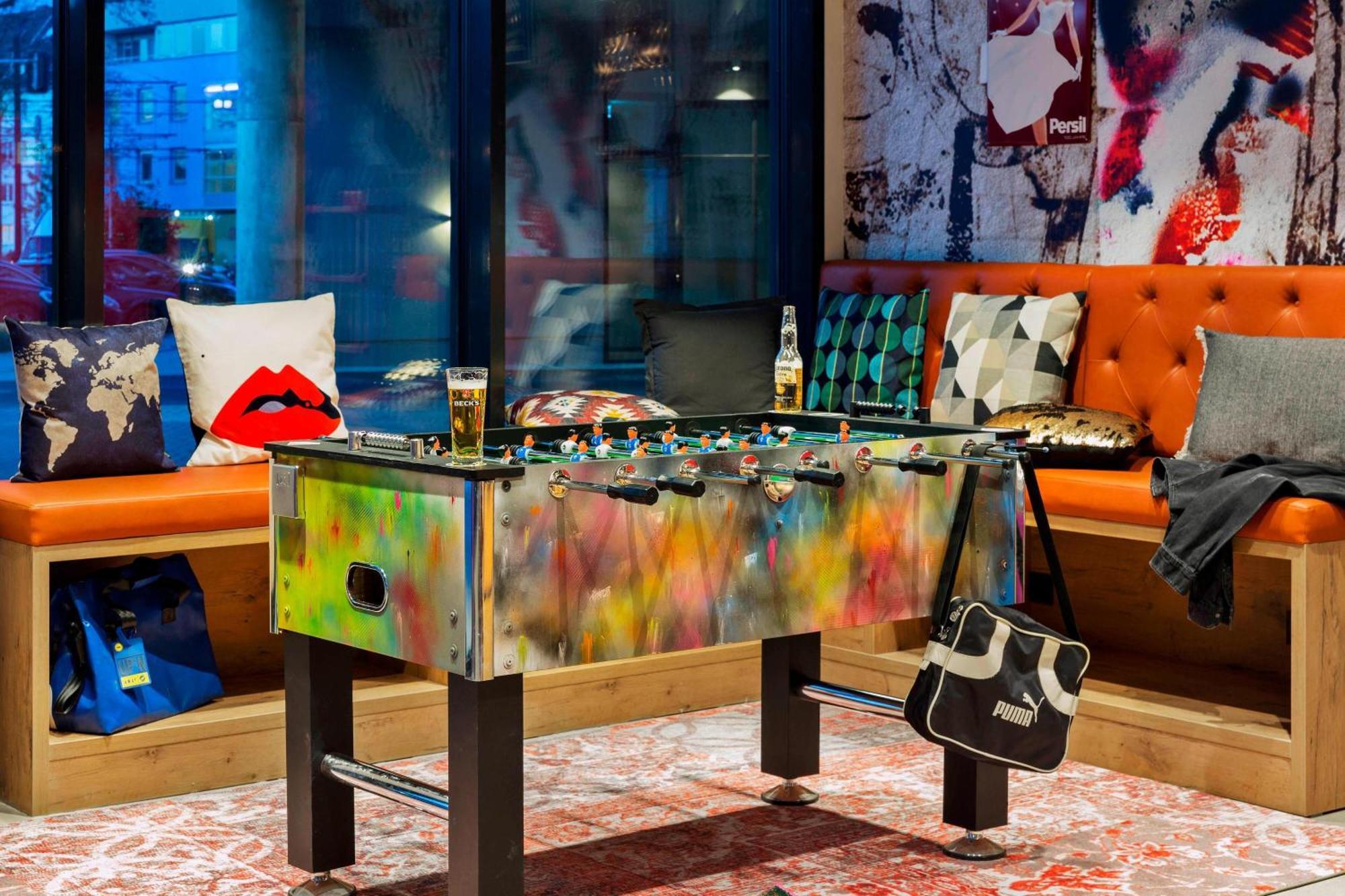 Moxy Duesseldorf South Ξενοδοχείο Εξωτερικό φωτογραφία